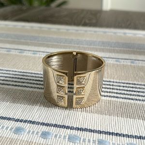 Cuff bracelet